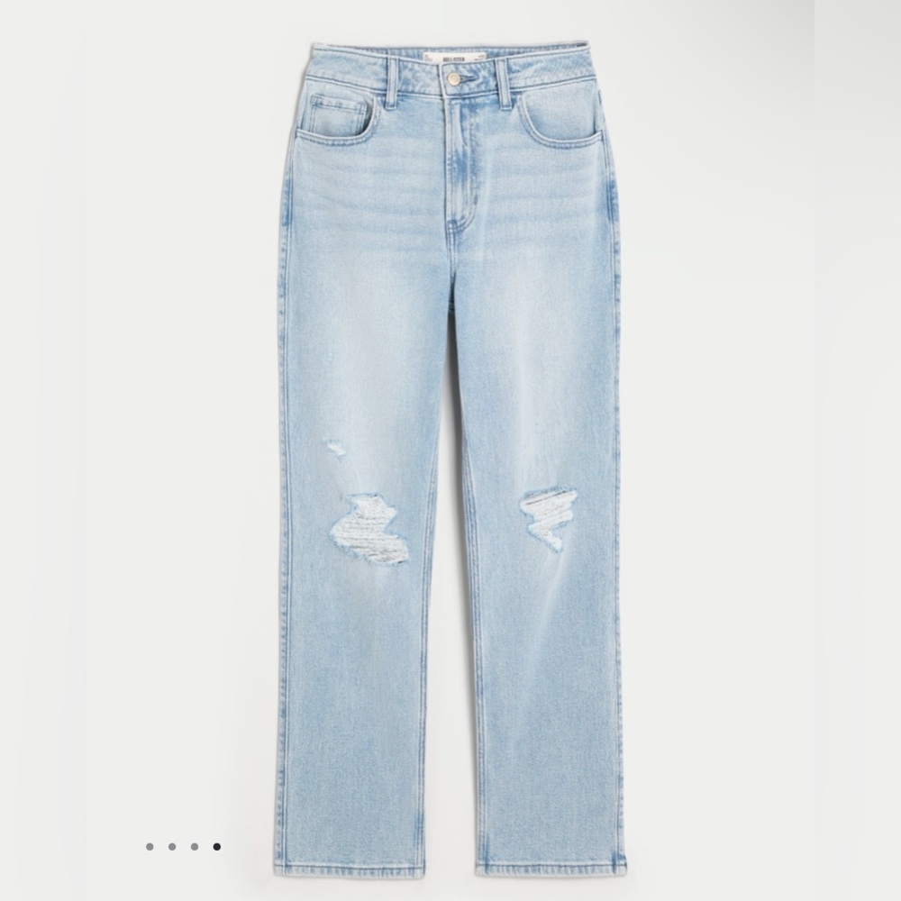 Hollister Ultra High-Rise Light Wash Ripped 90s Jeans